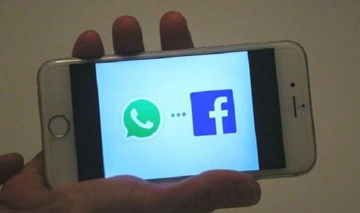 Twitter and Facebook are given 1 hour to remove terrorist propaganda