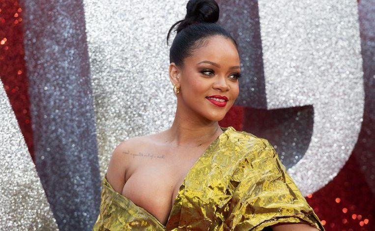 Why Rihanna banned photographers and mobile phones at her latest fashion show
