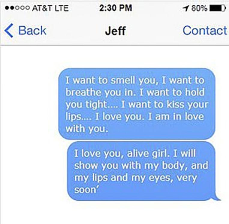 Messages from Jeff Bezos to his mistress leaked and the internet smiles