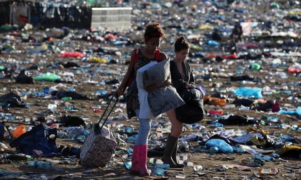 Festival Glastonbury prohibits plastic bottles