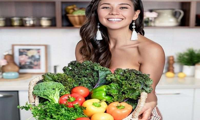 Popular vegan caught with a plate of fish: "My health was at stake"