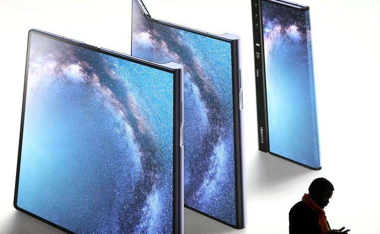 Release date of foldable Huawei smartphone postponed again