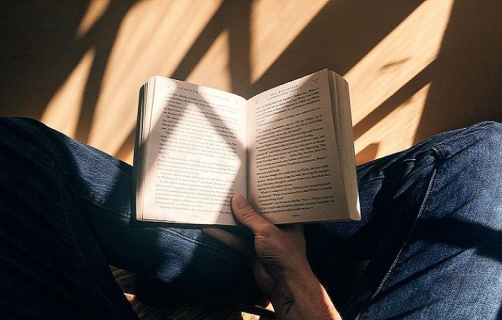 How reading changes your brain (and your relationship to others)