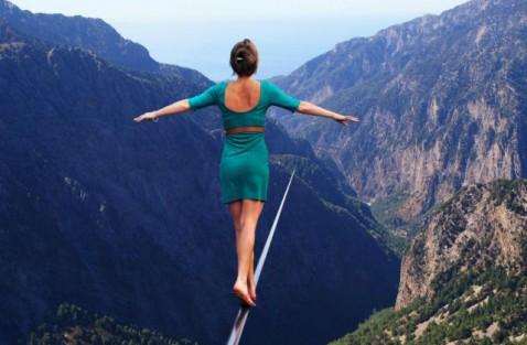 Men naturally dare not take more risks than women