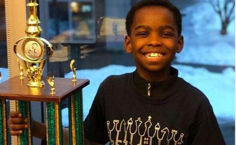 Homeless refugee child (8) becomes a chess champion