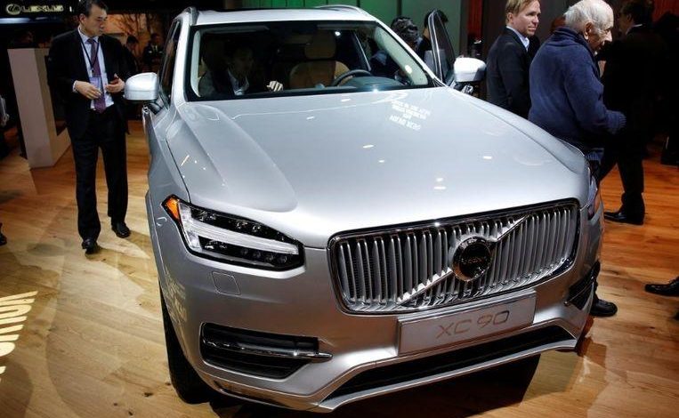 Volvo is going to have new cars automatically slow down or even stop when the driver is drunk