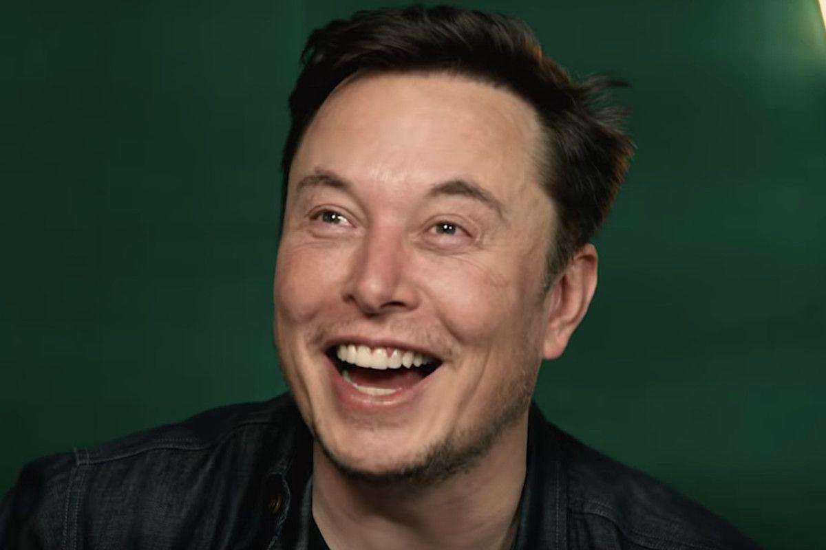 Egypt invites Elon Musk to come and see ‘alien’ pyramids