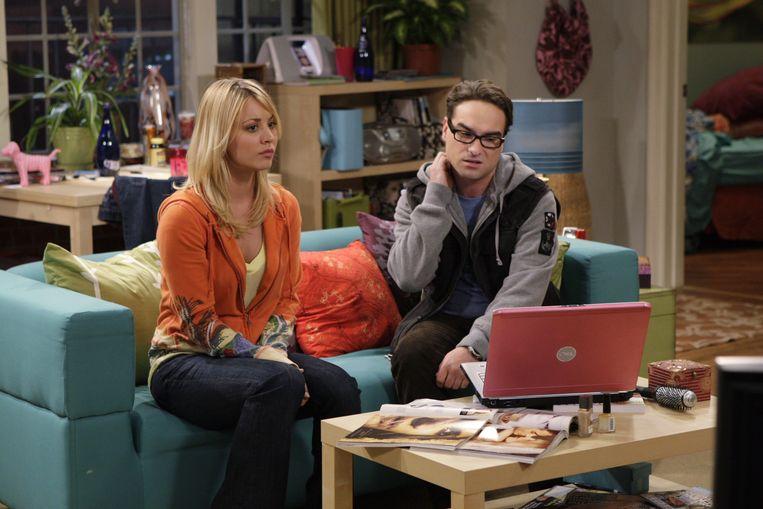 Kaley Cuoco and Johnny Galecki play a couple in 'The Big Bang Theory'.