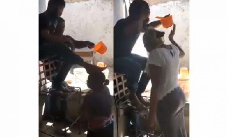 Pastor washes his face and feet on the heads of his Members [Video]