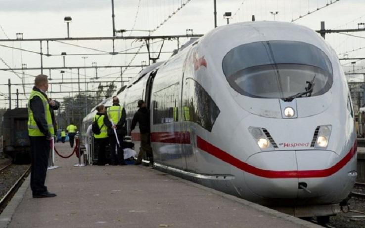 German train driver finds bags full of money from a Nigerian