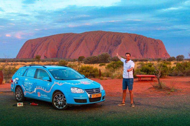 A man reaches Sydney with electric car after three years