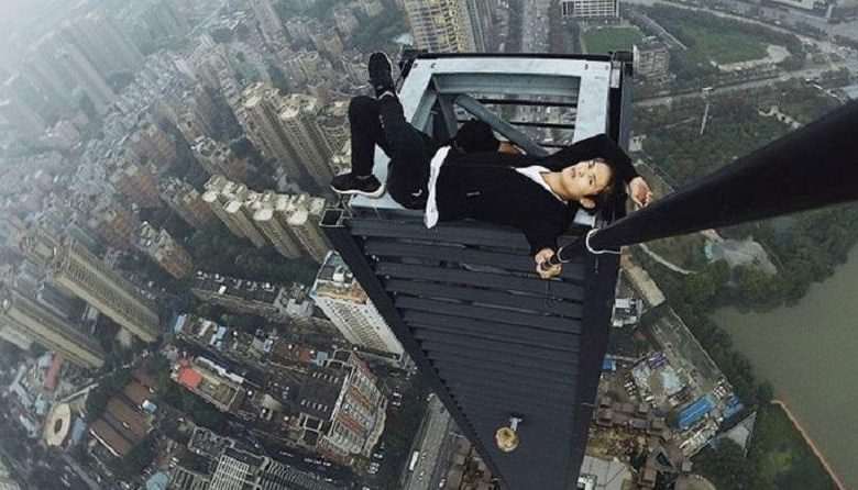 Live stream platform partly responsible for dead roof climber