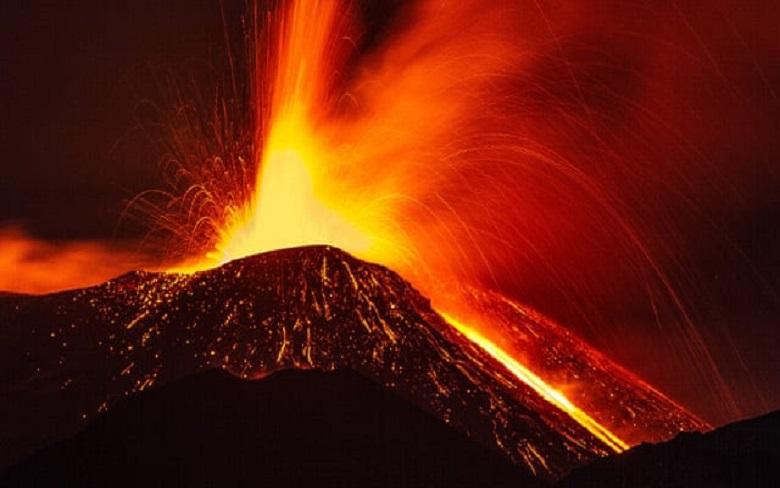 4,700 years ago our ancestors were in front row at a volcano eruption