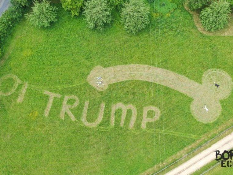 Britons welcome Trump with this giant drawing in a field