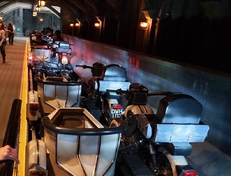 Harry Potter fans wait up to 10hrs for a new spectacular rollercoaster