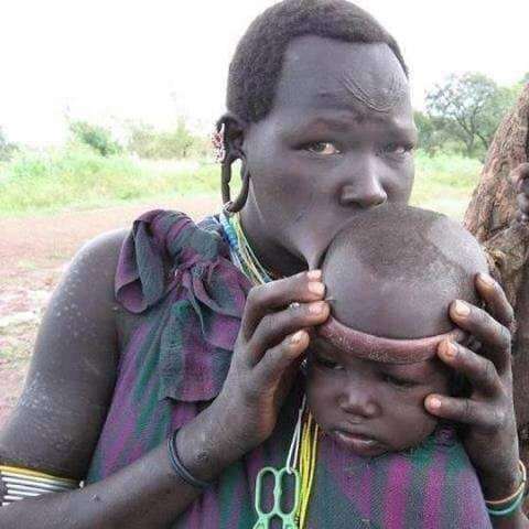 African tribes that practice lip plate [Photos]