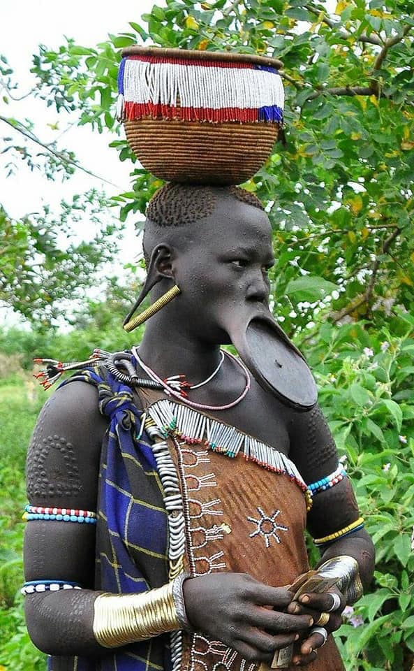 African tribes that practice lip plate [Photos]