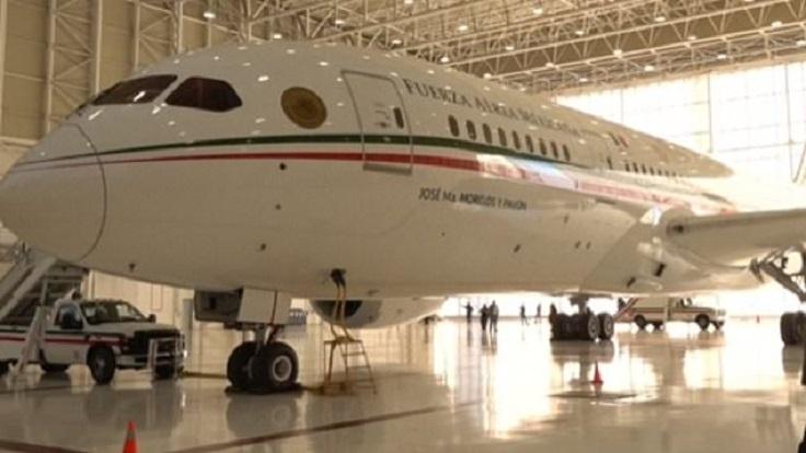 Mexico selling presidential plane to reinforce the border