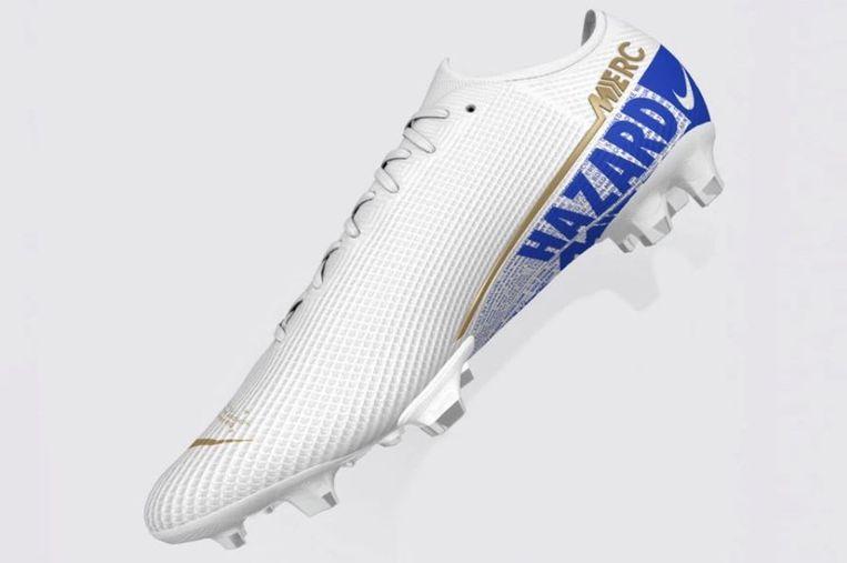 Eden Hazard honors Chelsea with a new personalized boot 