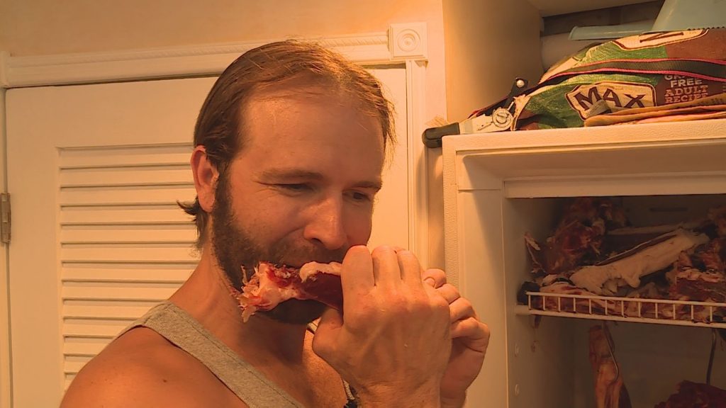 This man has only been eating raw meat for 10 years 