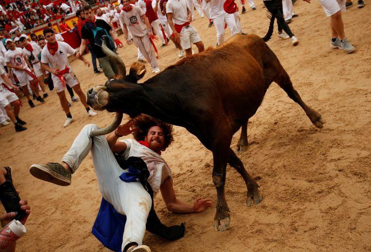 “Horn pierced my neck”: man tells how selfie was almost fatal during Pamplona’s bull run