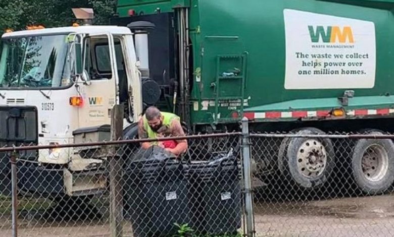 Every week autistic boy (6) is waiting for his best friends: waste collectors