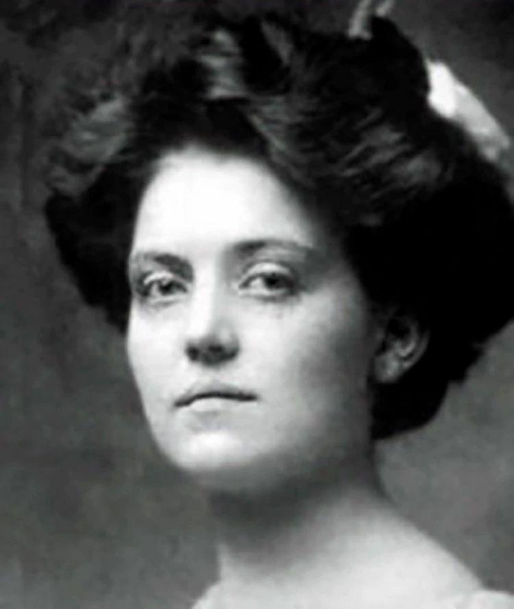 Violet Constance nurse who survived 2 famous shipwrecks