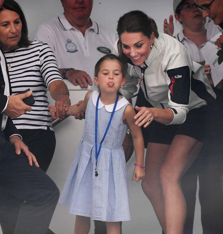 “That’s not naughty, but rude”: Britons spread over the tongue of Princess Charlotte