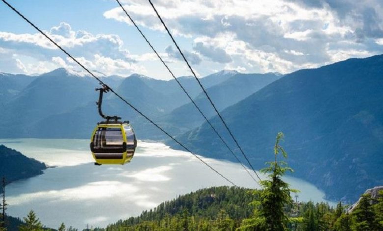 Sabotaged Canadian cable car: thirty cabins crash down