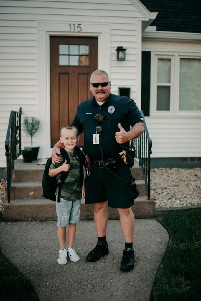 Hayden (6) is terrified of “bad guys” in new bedroom, agent comes to reassure him