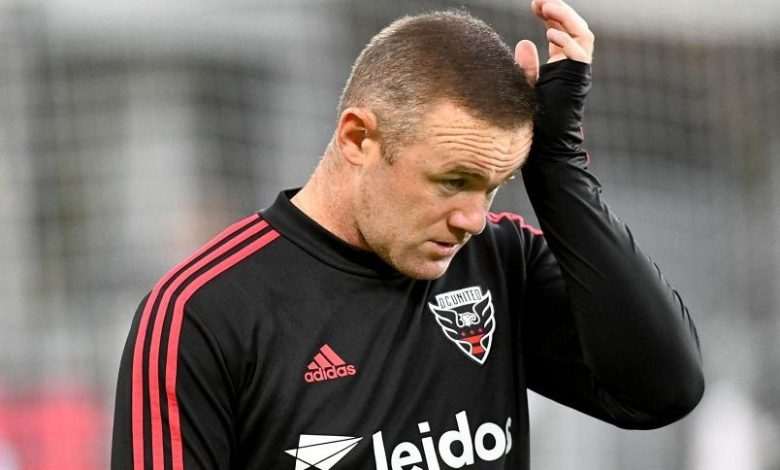 Coleen Rooney takes off wedding ring, insists shameless Wayne return home