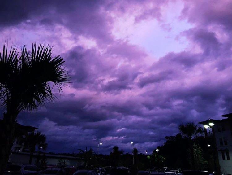 Hurricane Dorian’s passage through Florida: why Sky became purple
