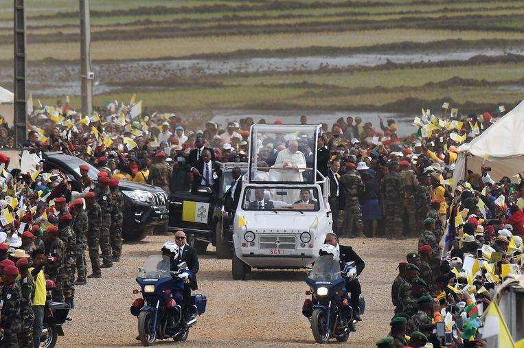 Pope holds Mass for 1 Million people in Madagascar