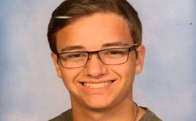Boy (16) commits suicide after classmate betrays his sexual orientation on social media