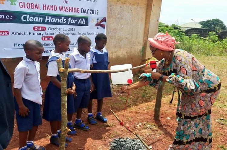Governor's wife commissions tippy taps for primary school pupils