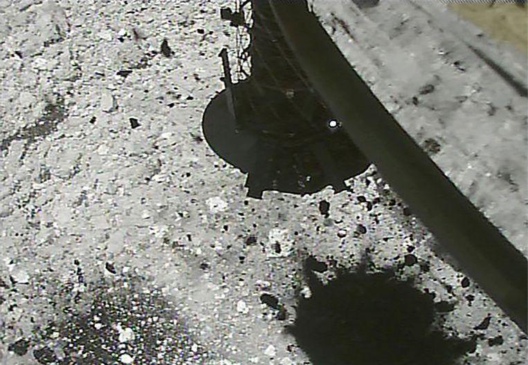 Japanese probe sends small robots to explore asteroid, searching for origins of life
