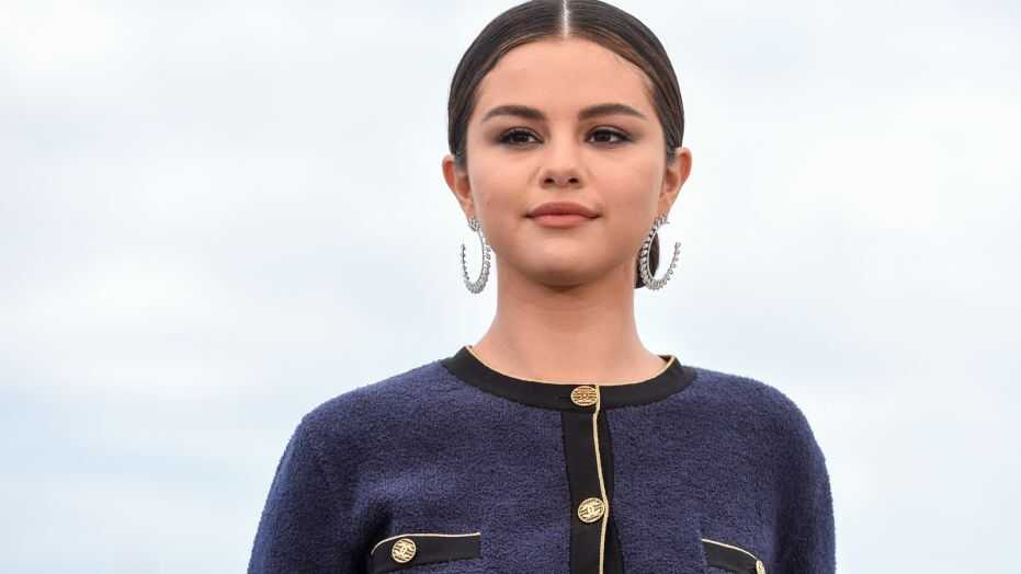 There is a chance that Selena Gomez (27), after her relationships with singers Justin Bieber (25) and The Weeknd (29), has again fallen for the charms of a singer. Selena was spotted with former One Direction singer Niall Horan (26).