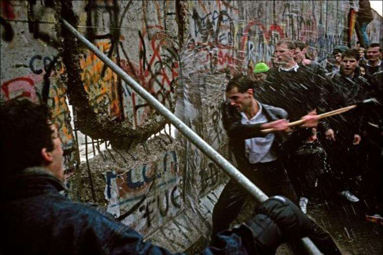 How the Berlin Wall fell by accident: after the mistake of one man