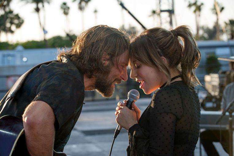 Bradley Cooper en Lady Gaga in ‘A Star is Born’.
