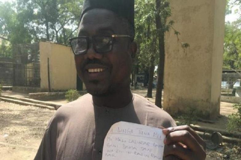 Two blind men protest against “discriminatory proverbs” in Nigeria