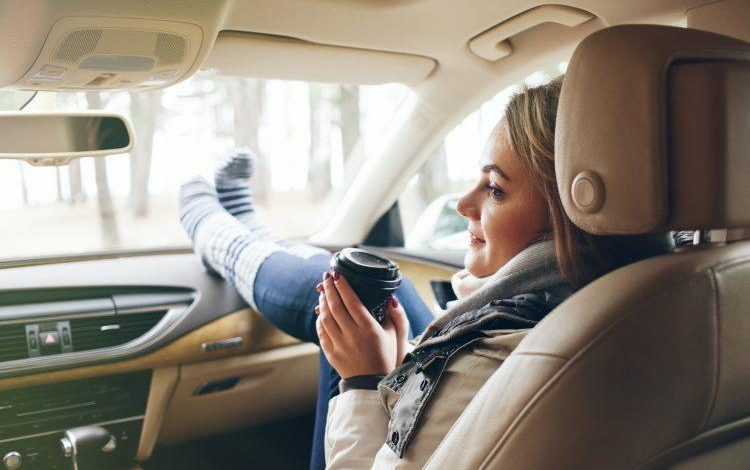 Why as a passenger you shouldn’t place your feet on the dashboard