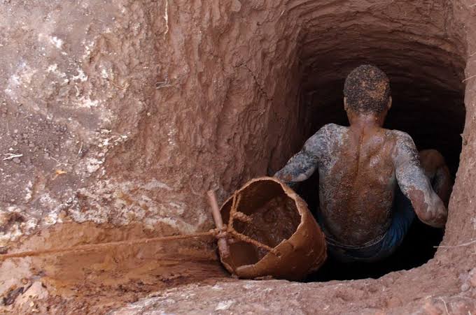 9 illegal miners “stoned to death” by rival colleagues in South Africa