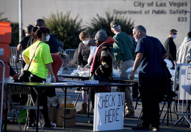 Open-air car park in Las Vegas becomes temporary homeless shelter “while 150,000 hotel rooms are empty”