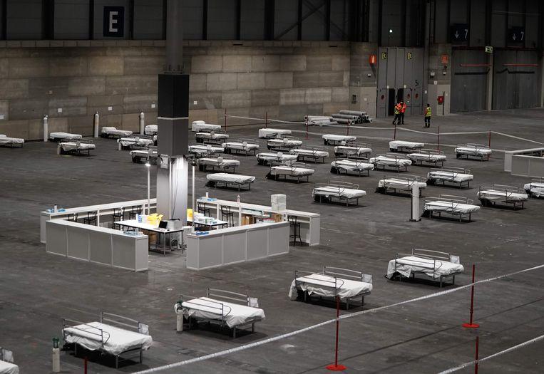 Hundreds of beds have been placed in a conference center in Madrid.