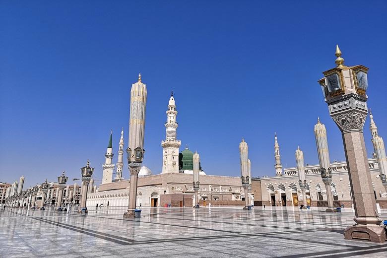 Corona! Prophet Mohammed’s mosque closed first time after 1,400 years