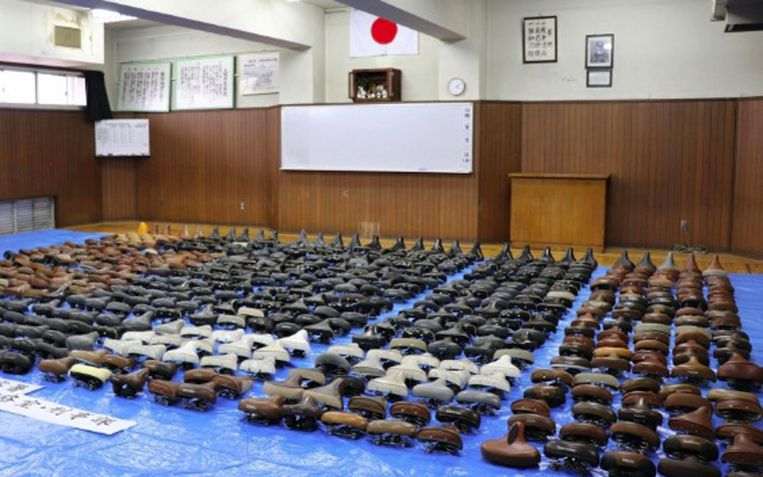 Japanese thief steals nearly 6 thousand bicycle saddles “against stress”