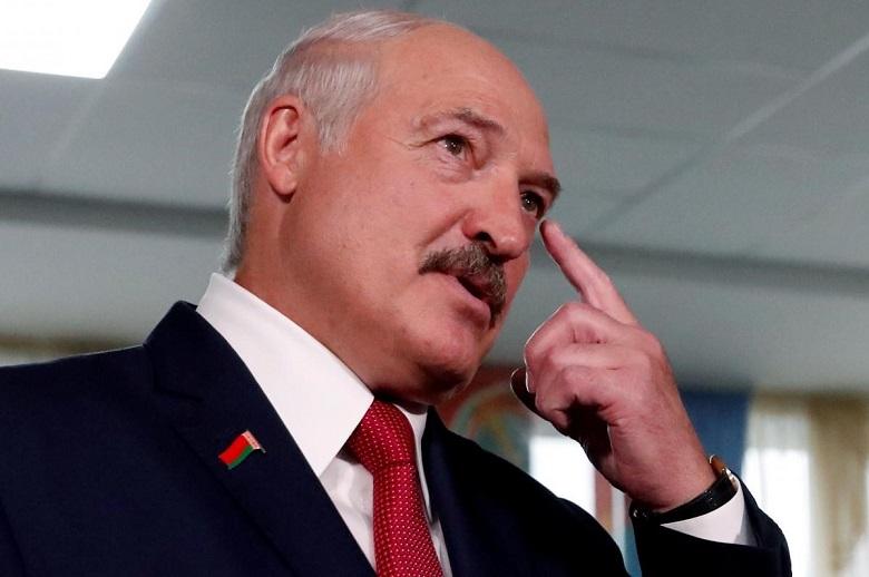 Coronavirus hits hard in Belarus, but president doesn’t want lockdown: “Drink vodka”