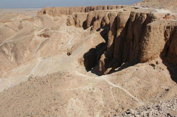The Mysterious Tomb KV55 in Egypt