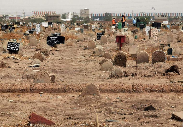 Mass grave with 200 bodies found in Sudan