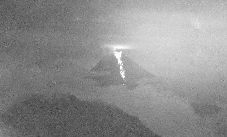 Several cities in Ecuador under ash after volcanic eruption